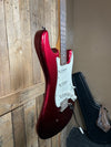 Squier Classic Vibe '60s Stratocaster - Candy Apple Red